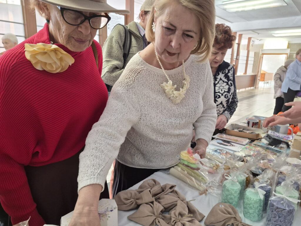 КРЕАТИВ БЕЗ БАРЬЕРОВ - К 8 МАРТА
